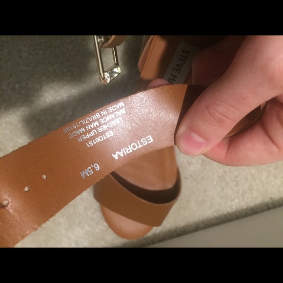 Steve Madden leather tan heels - Picture 2 of 4